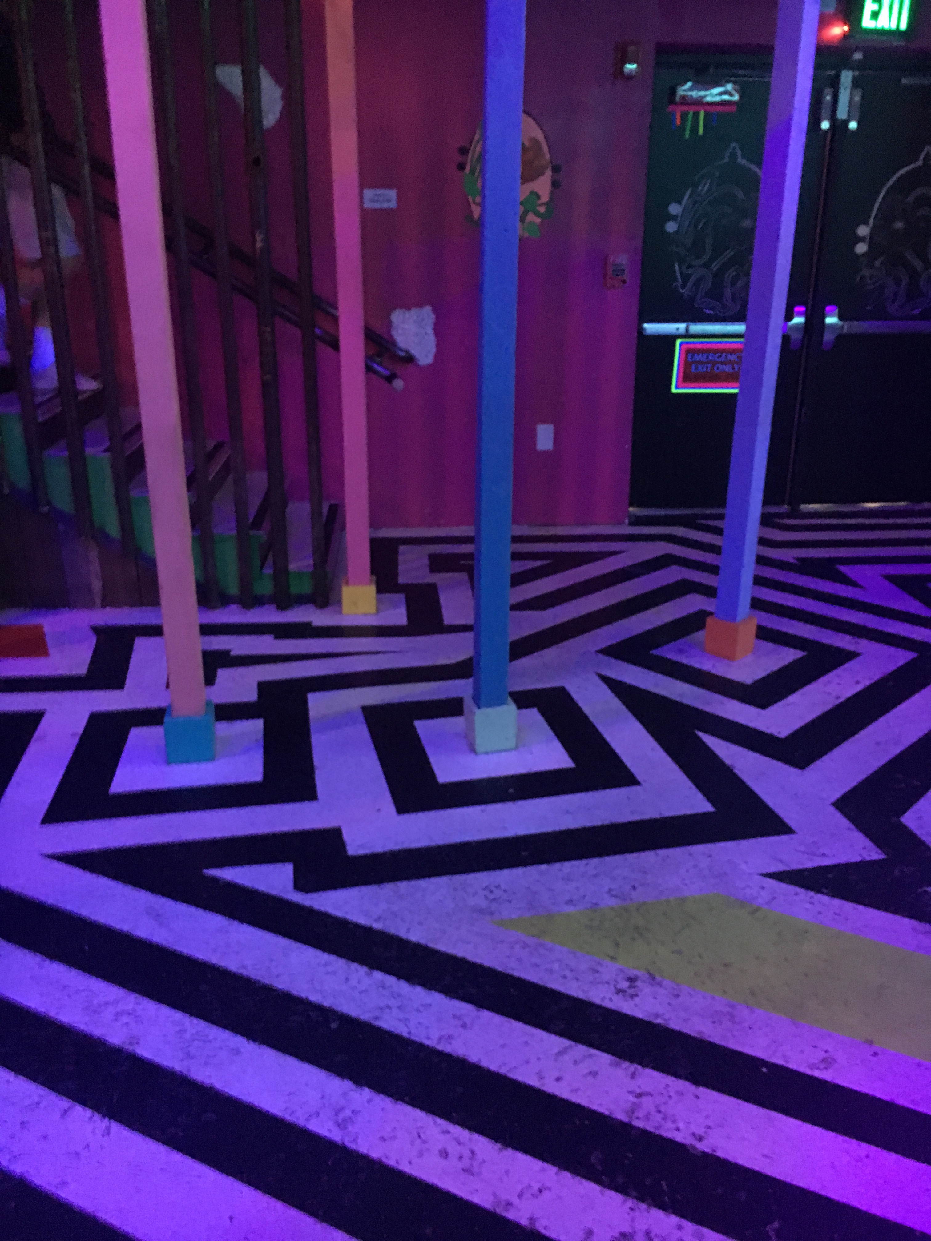 meow wolf colors