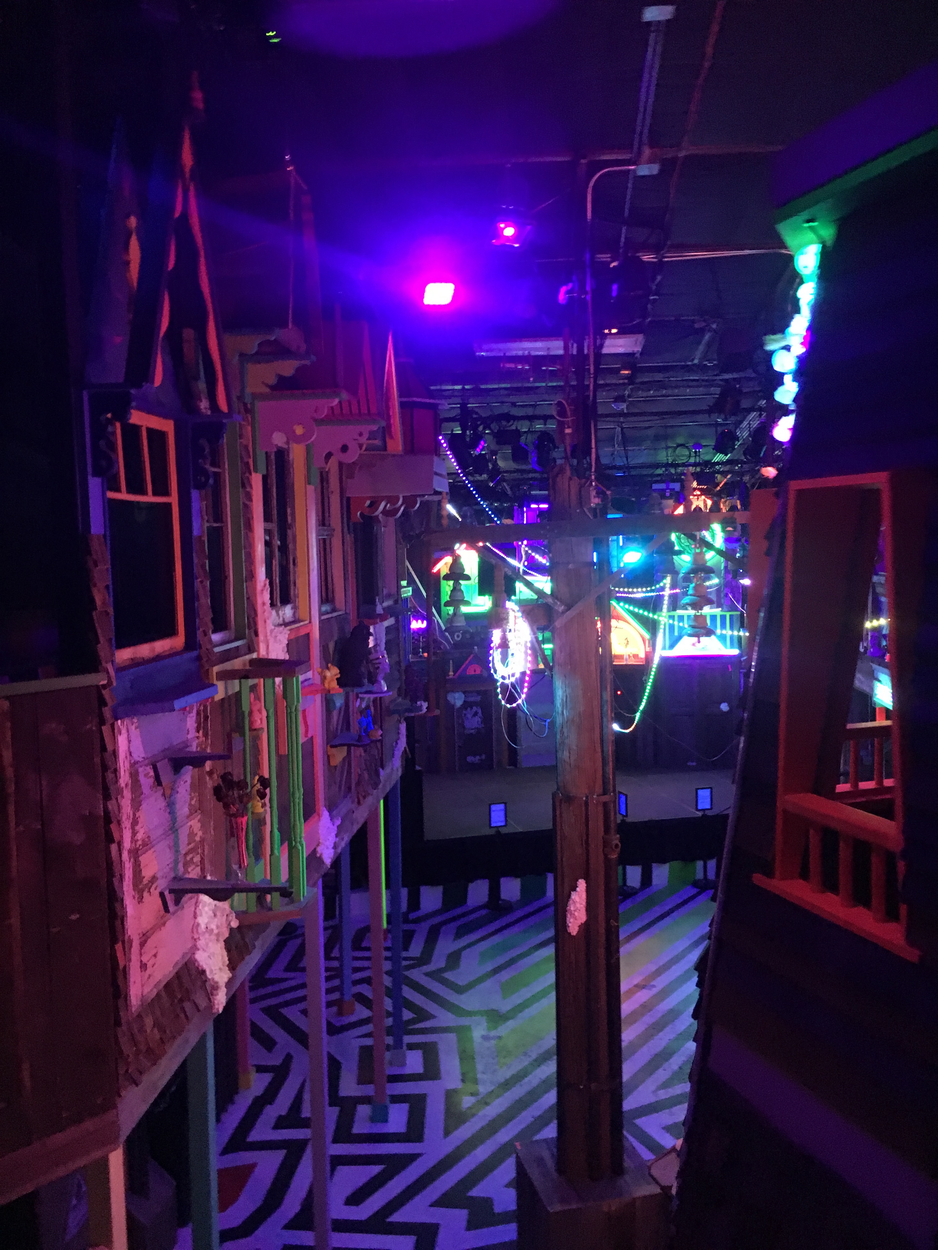 meow wolf inside
