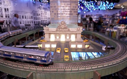18th Annual Holiday Train Show is Back at Grand Central Terminal