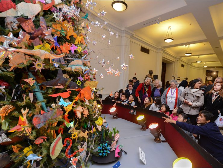The Origami Holiday Tree at AMNH