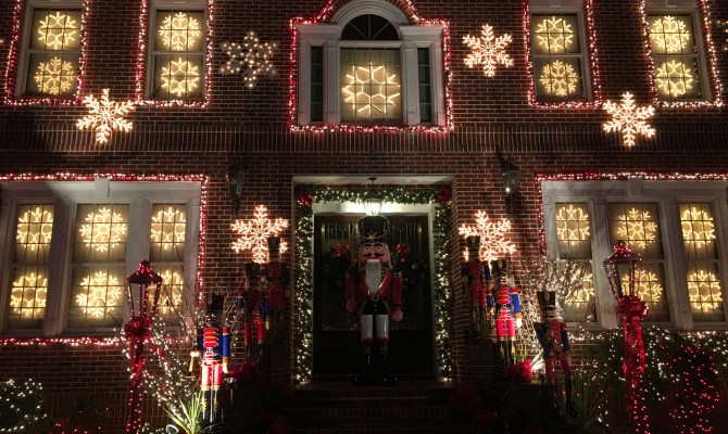 Dyker Heights Christmas lights