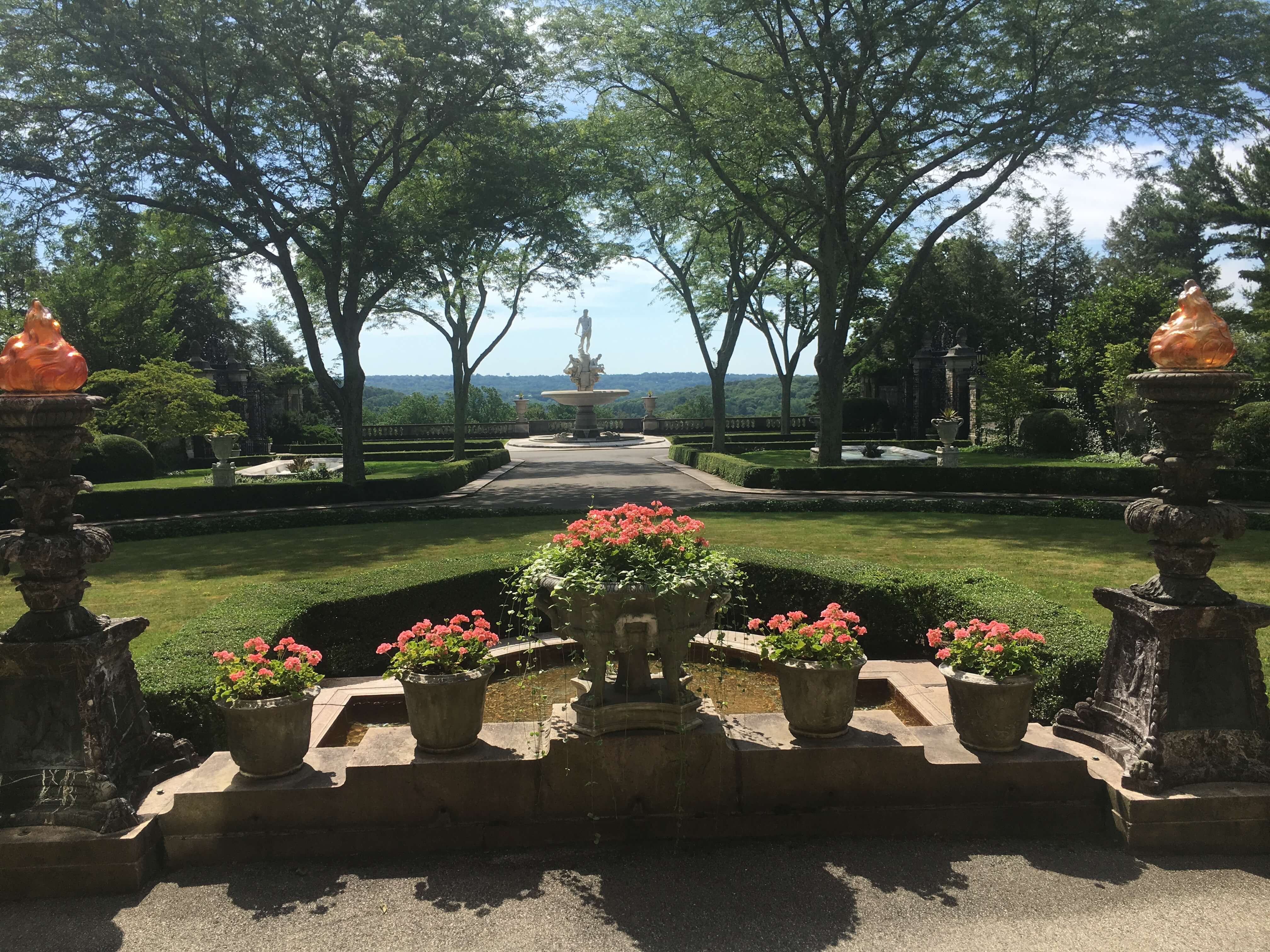 Kykuit rockerfeller house garden review