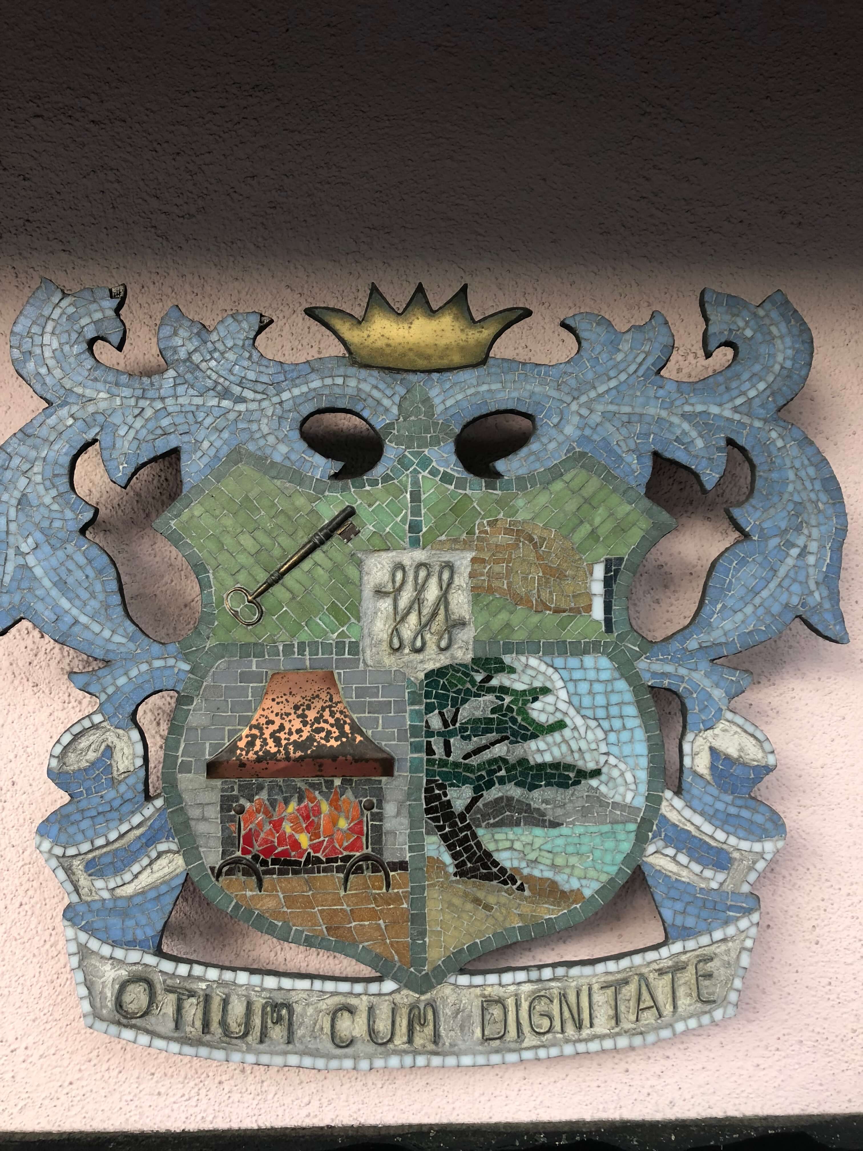 Charming Accommodations at the Hofsas House Hotel creast