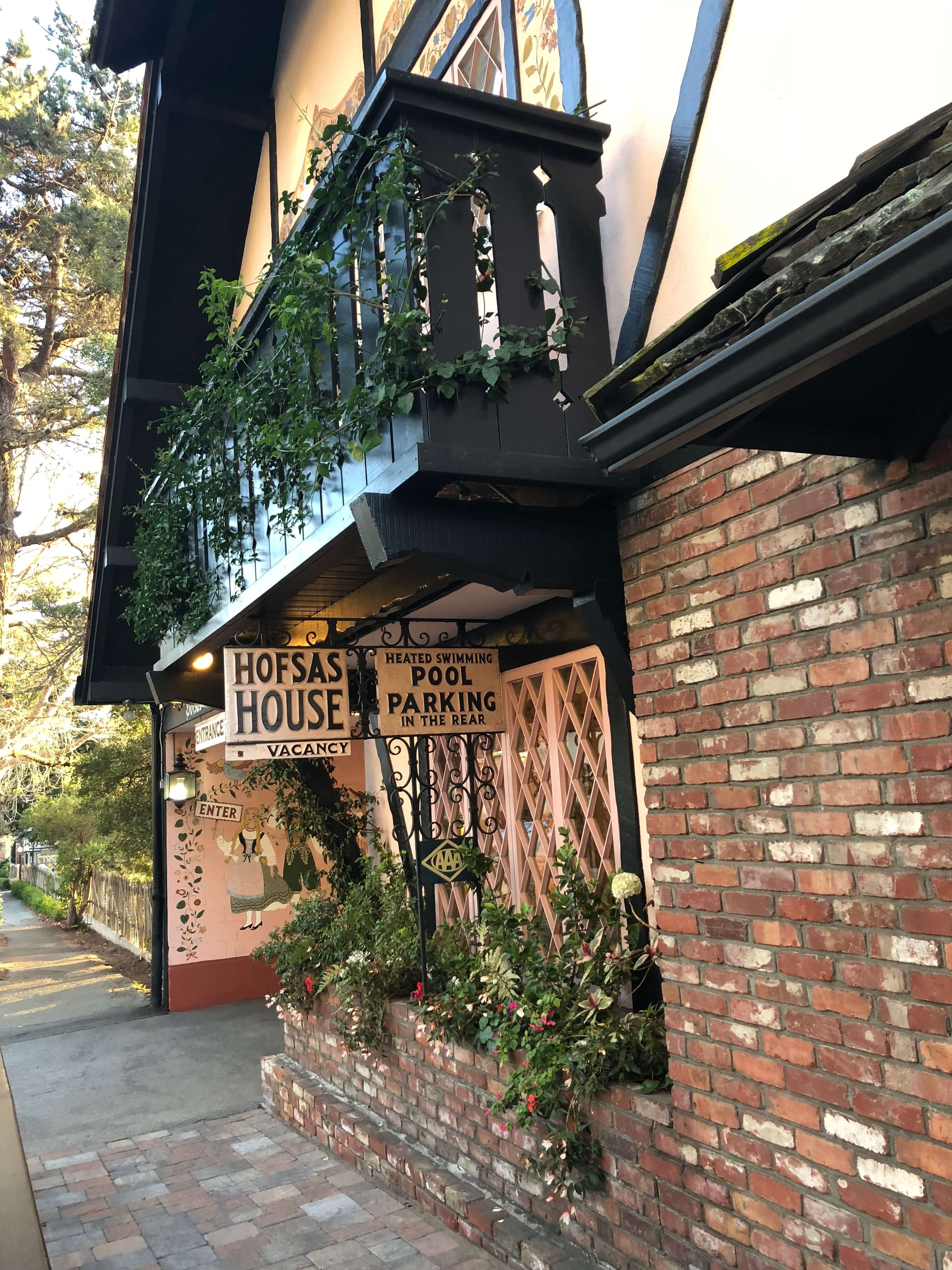 Charming Accommodations at the Hofsas House Hotel side