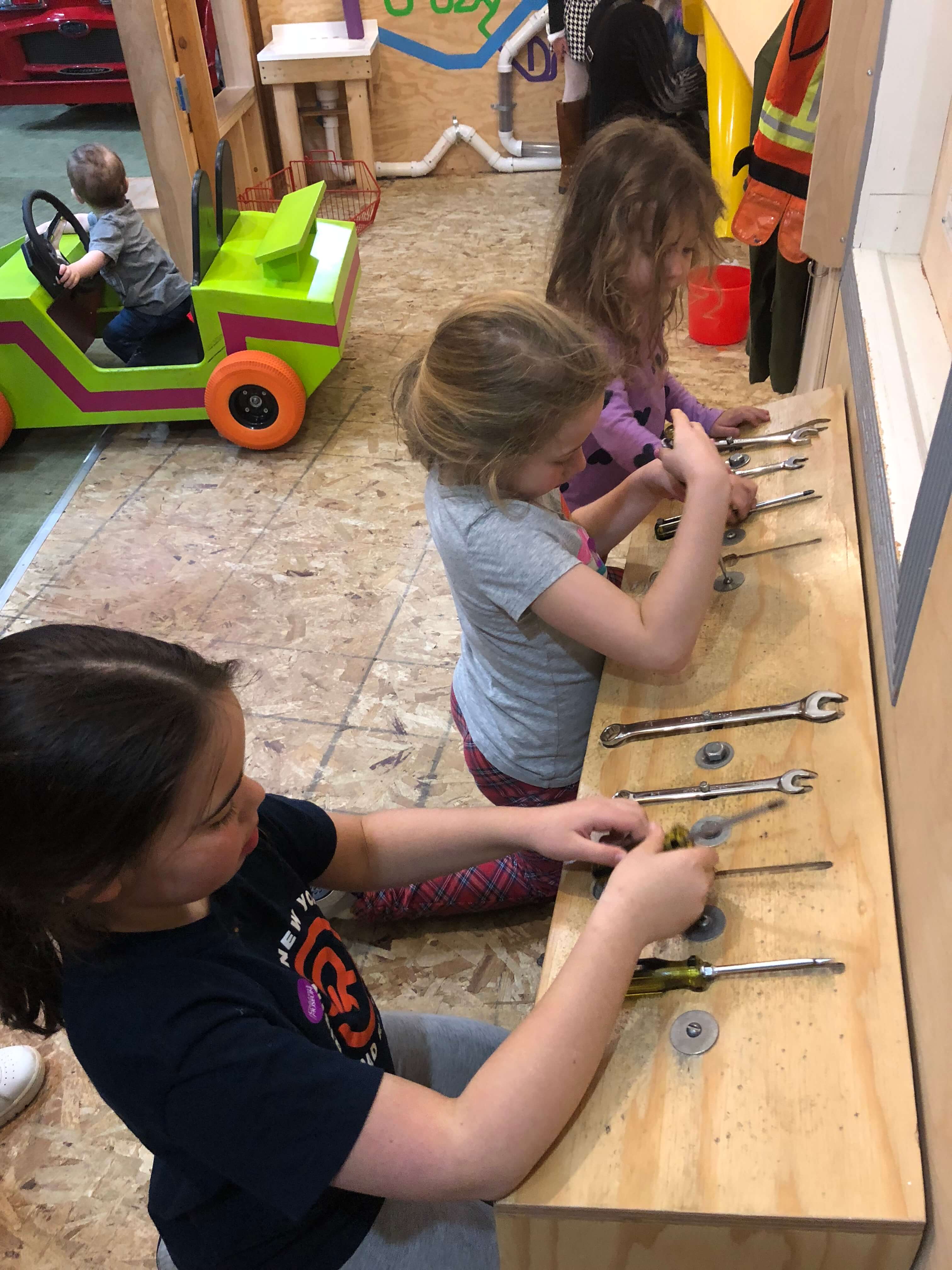 builder station at Mid-Hudson Children's Museum