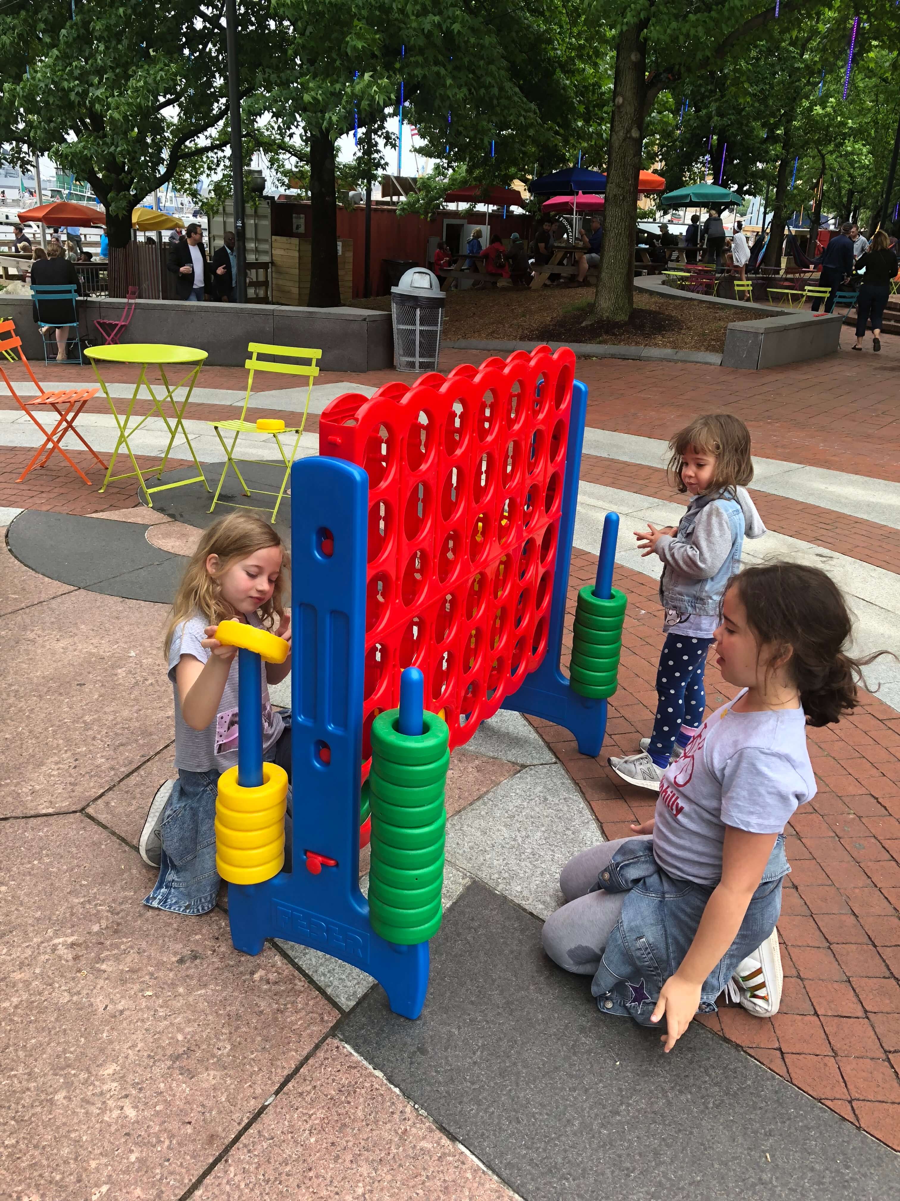 connect 4 Spruce Street Harbor Park