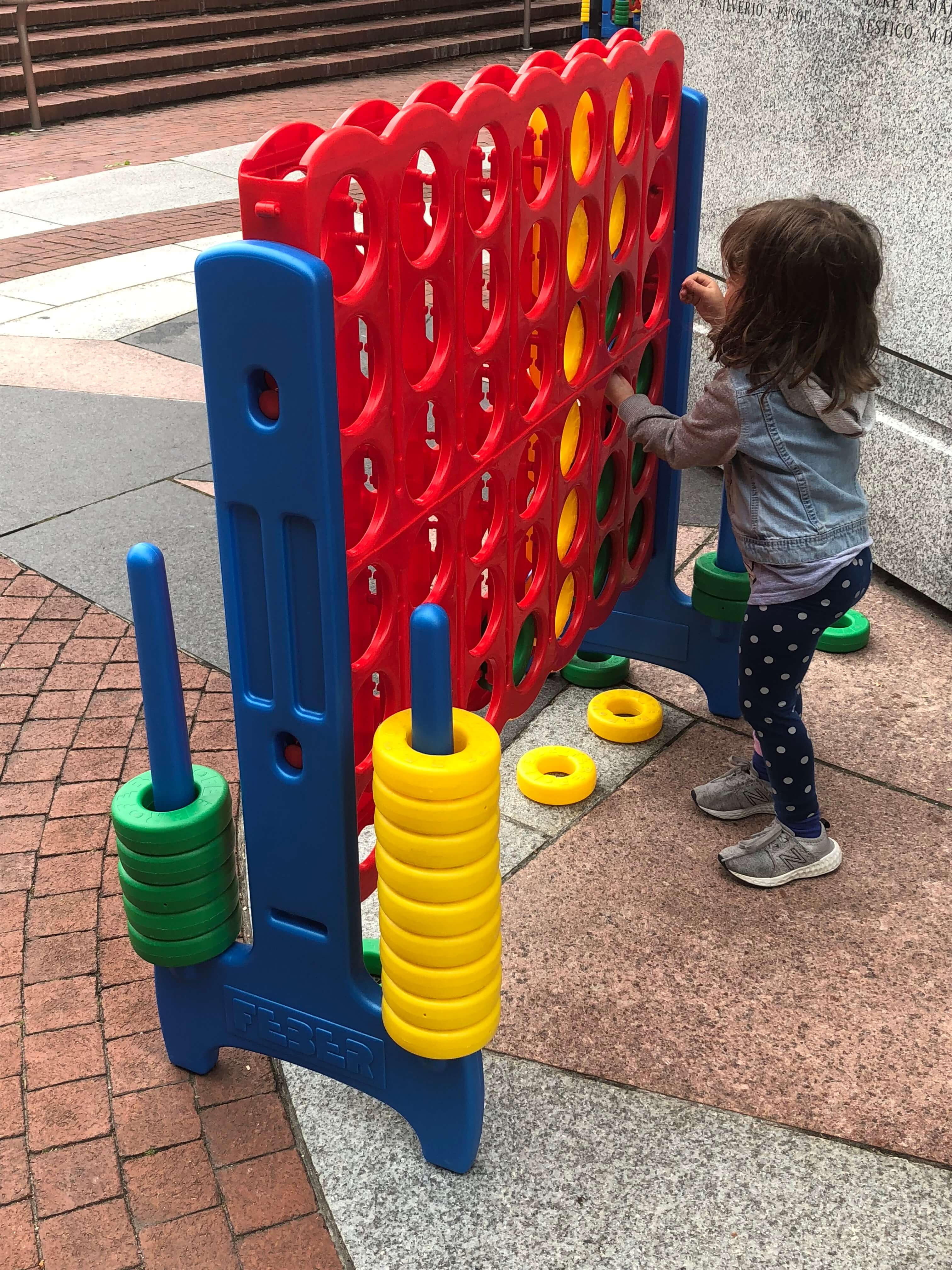 connect 4 Spruce Street Harbor Park connect 4