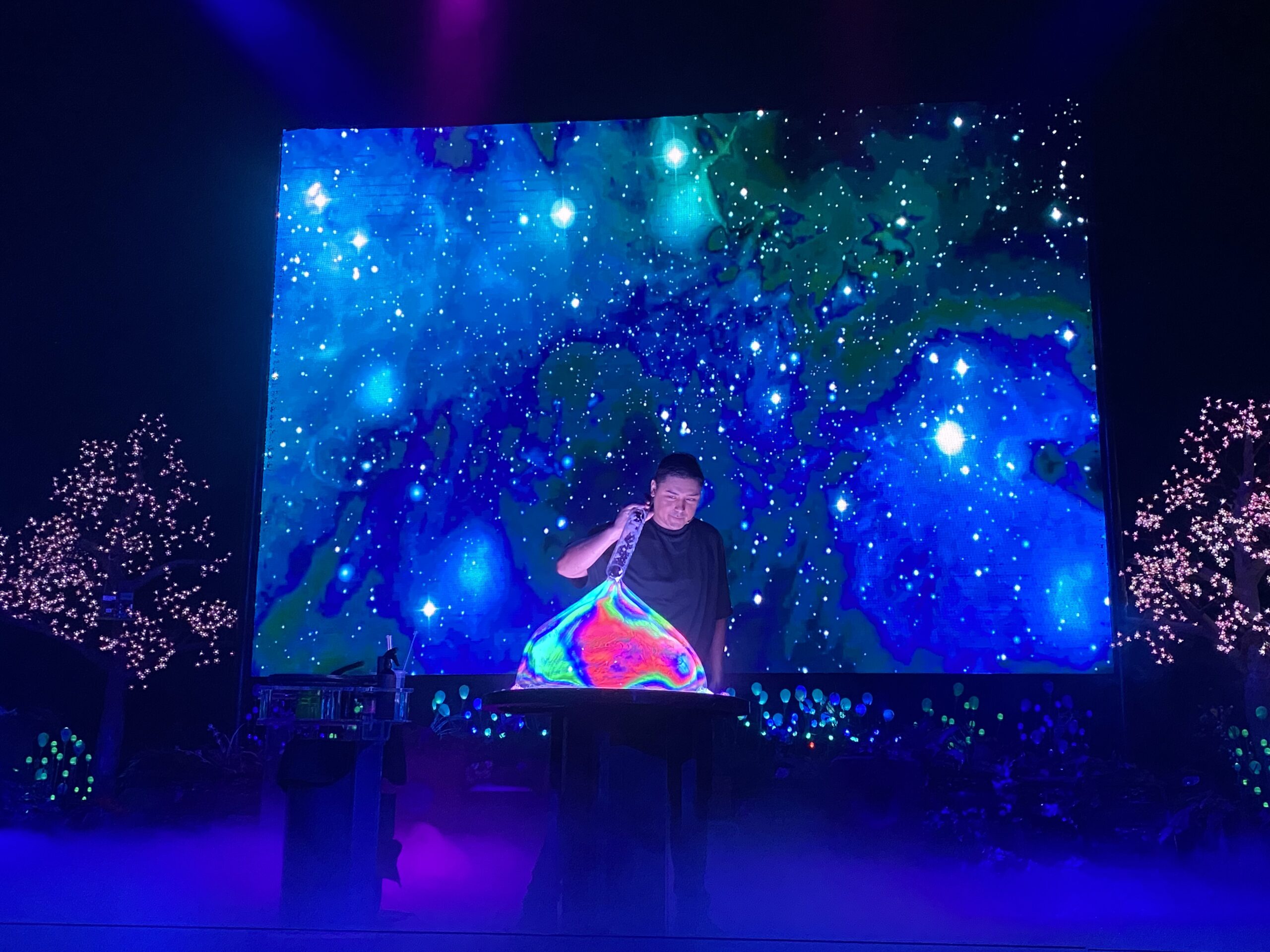 The Gazillion Bubble Show Brings Its Bubble Magic Back to NYC