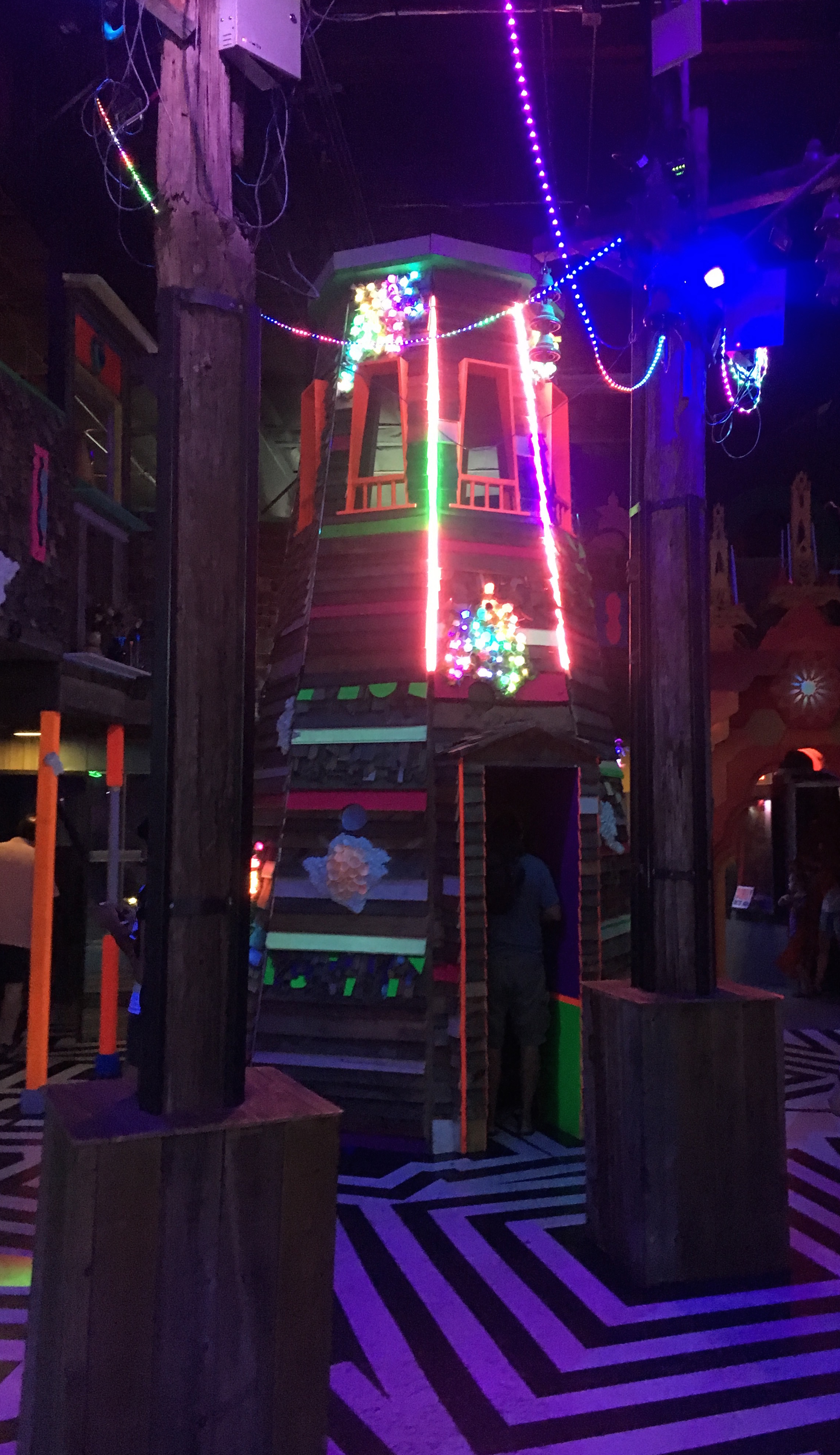 Amazing Visual and Interactive Experience at Meow Wolf - Weekend Jaunts