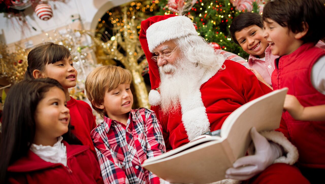 FREE PHOTOS with SANTA CLAUS at All Blue Moon Mexican Café Locations