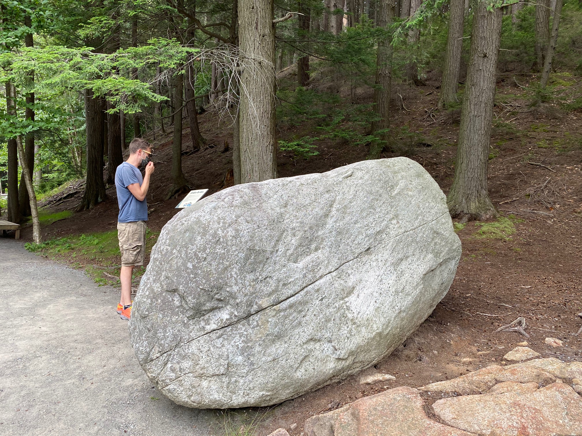 High Falls Gorge rocks