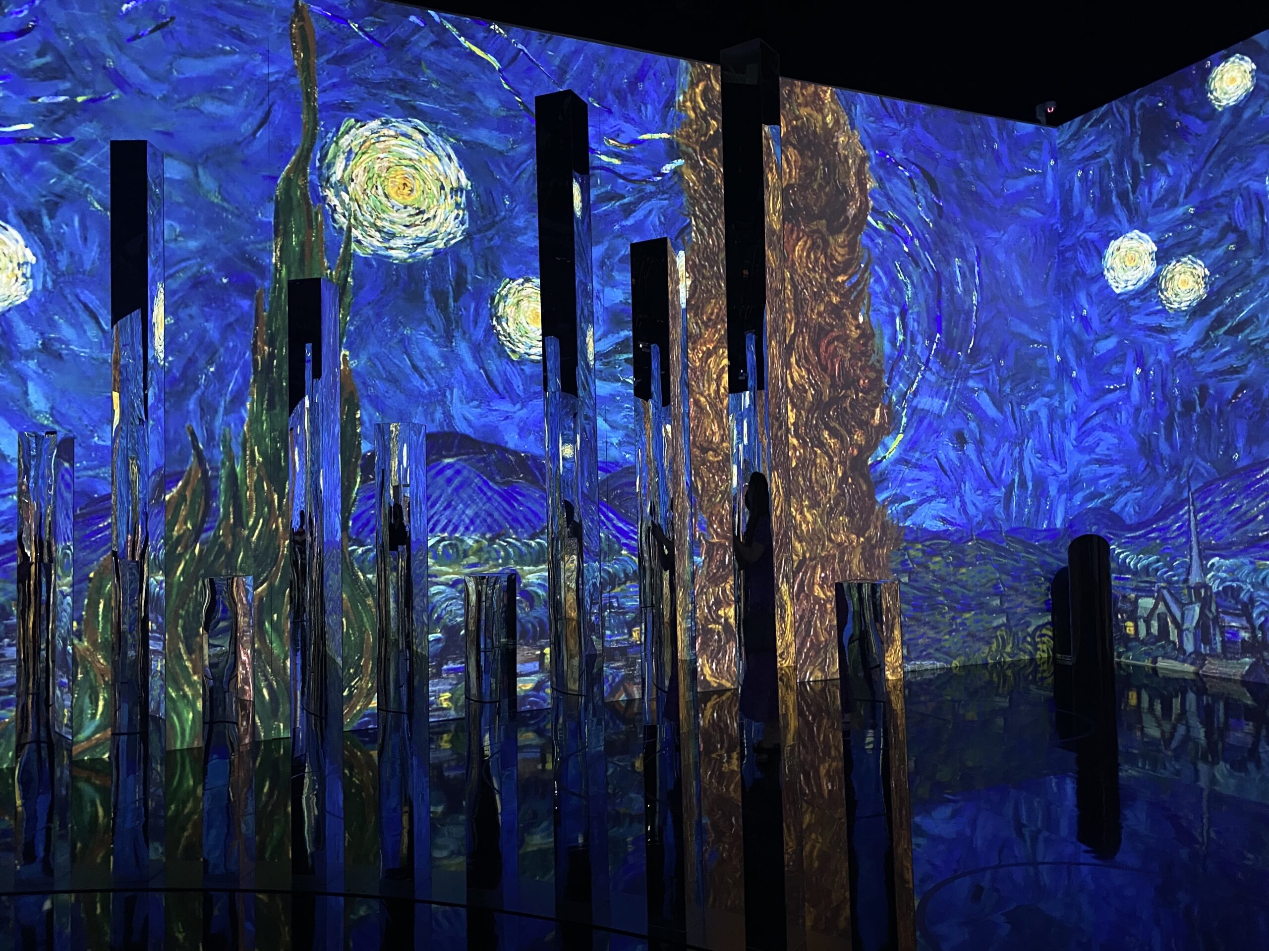 immersive van gogh exhibit nyc